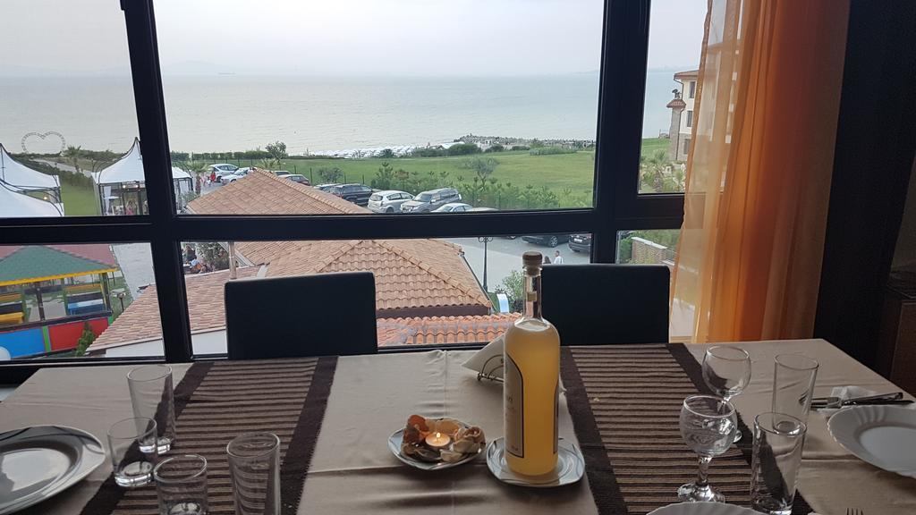 Sea Club Sarafovo Apartments Burgas Stad Buitenkant foto