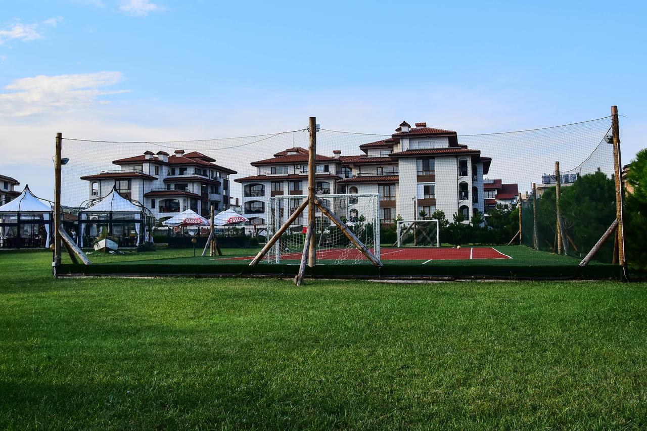 Sea Club Sarafovo Apartments Burgas Stad Buitenkant foto