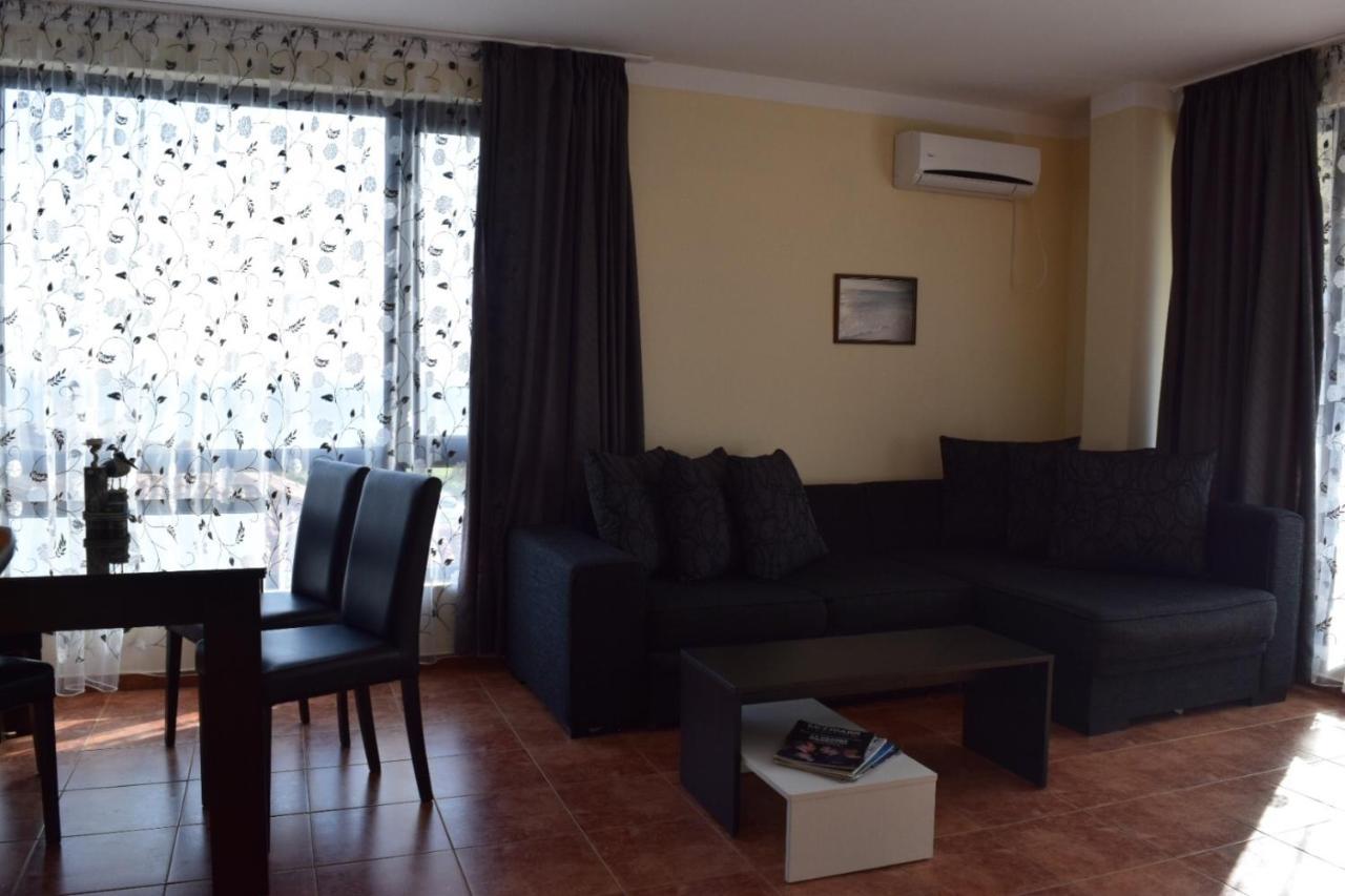Sea Club Sarafovo Apartments Burgas Stad Buitenkant foto
