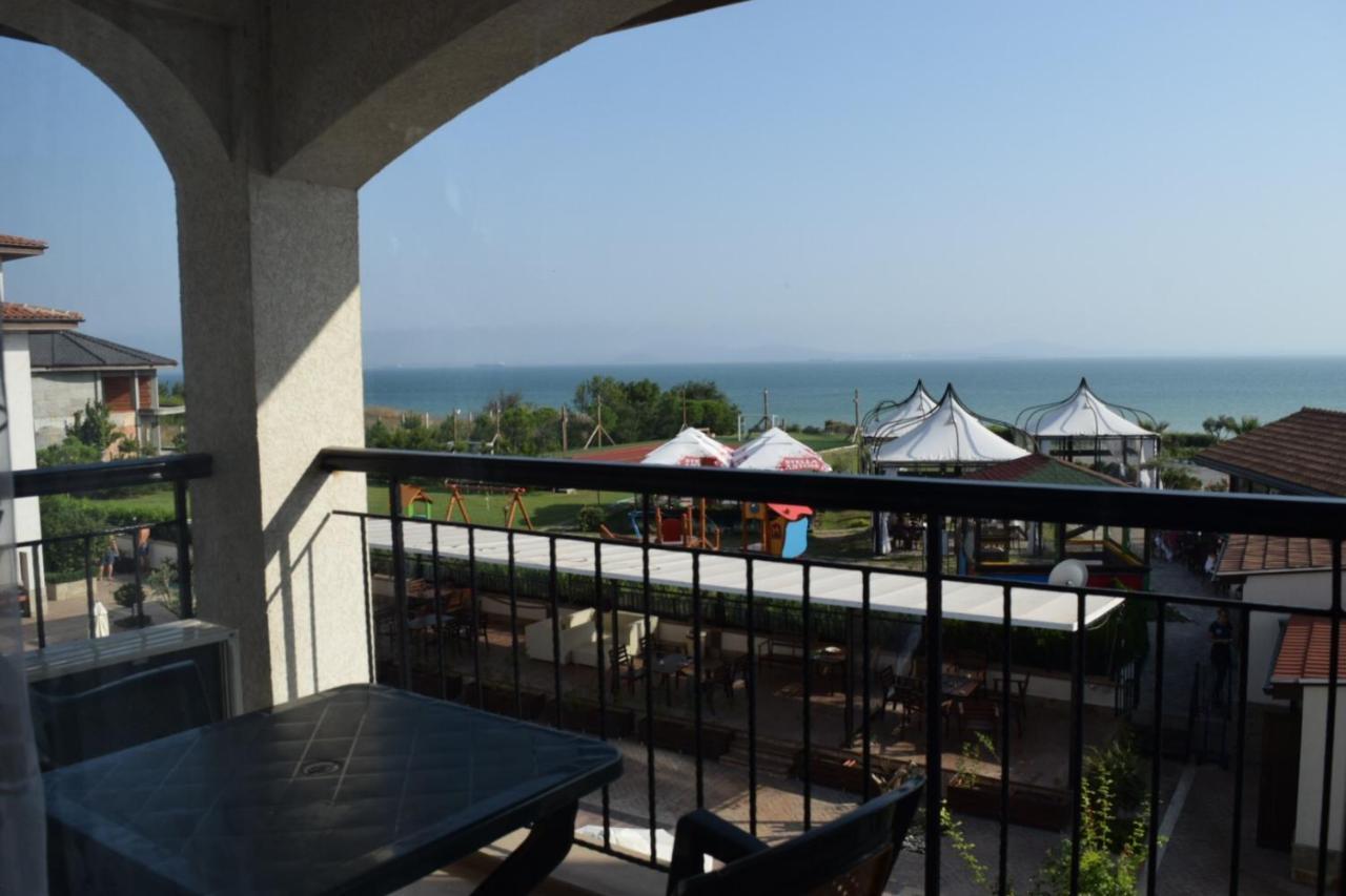 Sea Club Sarafovo Apartments Burgas Stad Buitenkant foto