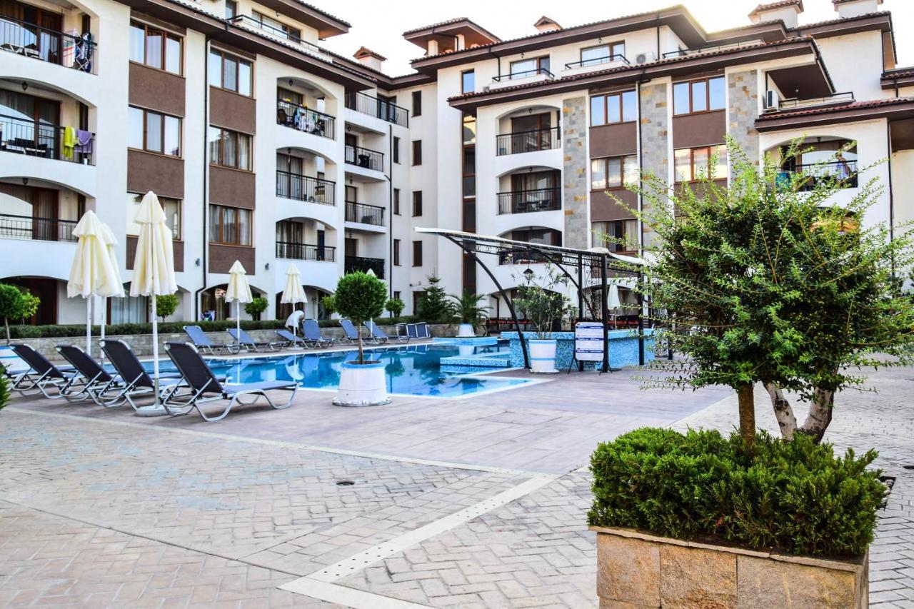 Sea Club Sarafovo Apartments Burgas Stad Buitenkant foto