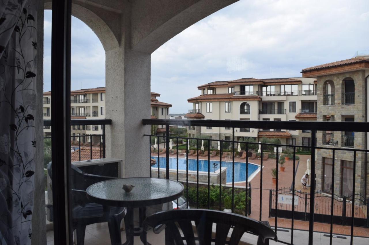 Sea Club Sarafovo Apartments Burgas Stad Buitenkant foto